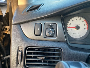 Mitsubishi Lancer, 2006г, передний привод, механика