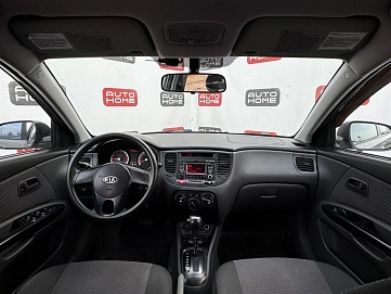 Kia Rio, 2010г, передний привод, автомат