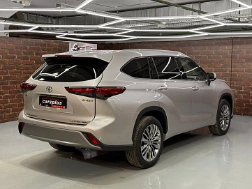 Toyota Highlander, 2025г, полный привод, автомат
