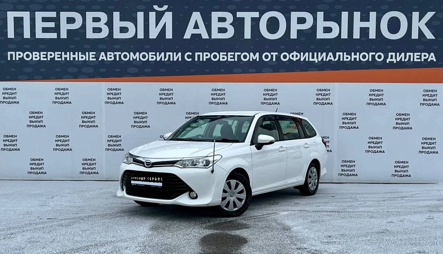 Toyota Corolla, 2017г., передний привод, автомат