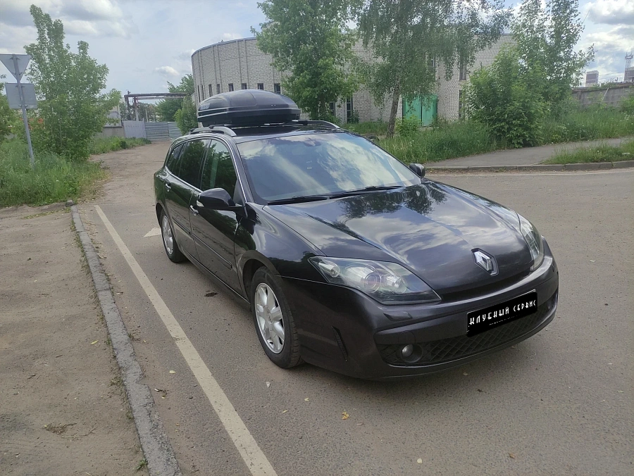 Renault Laguna, 2010г., передний привод, механика