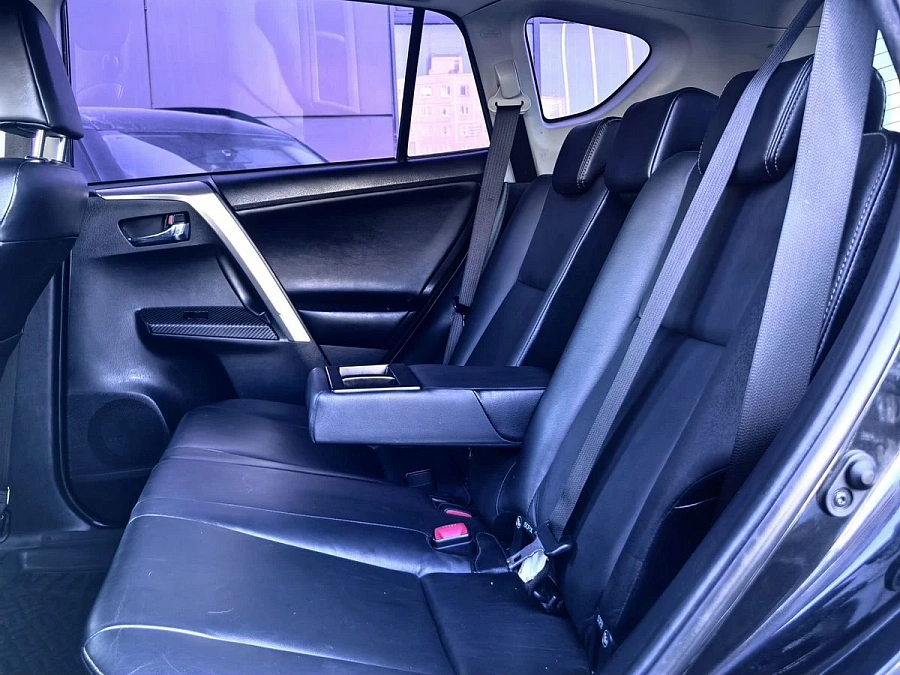 Toyota RAV4, 2013г., полный привод, автомат