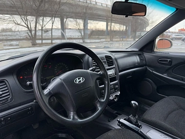 Hyundai Sonata, 2005г, передний привод, механика