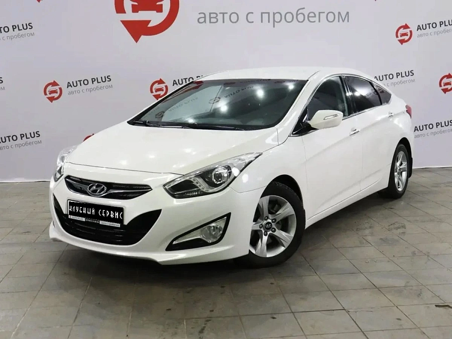 Hyundai i40, 2015г., передний привод, автомат