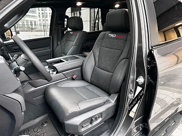 Toyota Sequoia, 2025г, полный привод, автомат