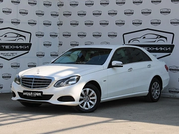 Mercedes-Benz E-Класс, 2014г, задний привод, автомат