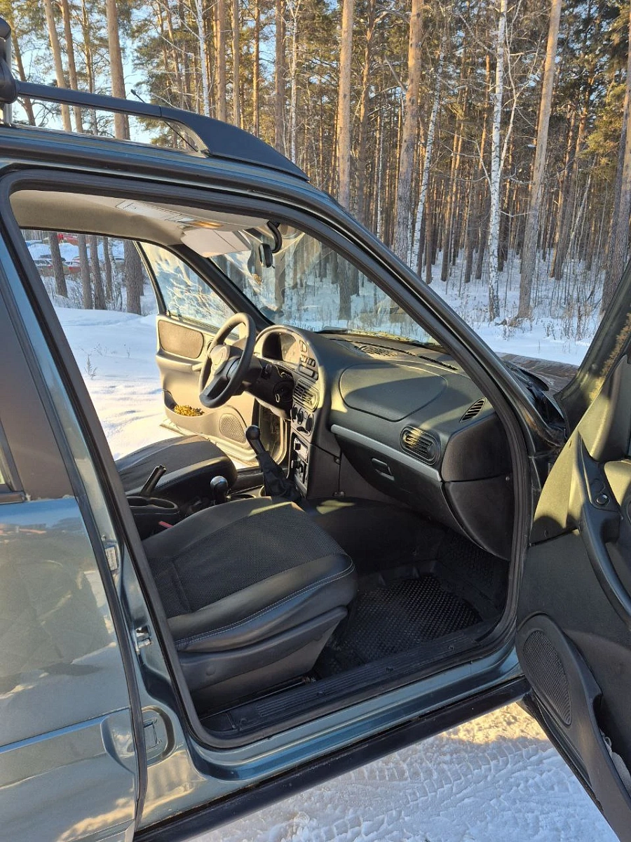 Chevrolet Niva, 2014г., полный привод, механика