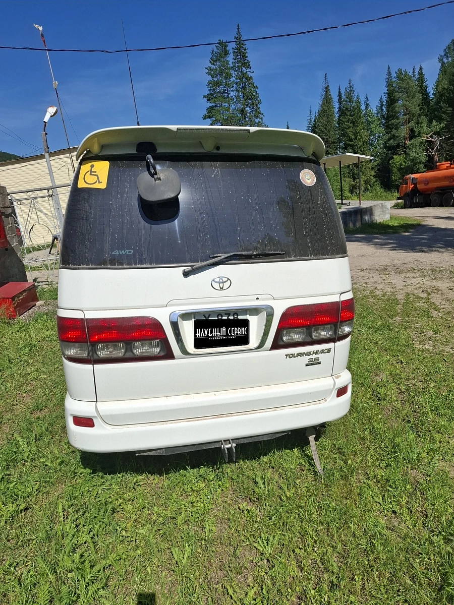 Toyota Touring HiAce, 2001г., полный привод, автомат
