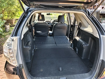 Honda Fit Shuttle, 2013г, передний привод, вариатор