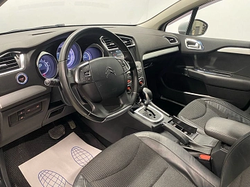 Citroen C4, 2015г, передний привод, автомат