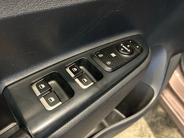 Kia Rio, 2018г, передний привод, автомат