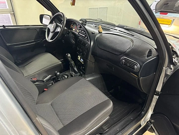 Chevrolet Niva, 2011г, полный привод, механика