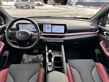 Geely Coolray, 2023г, передний привод, робот