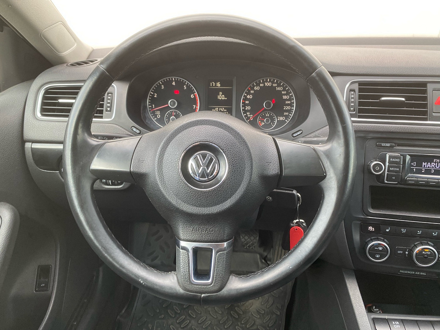 Volkswagen Jetta, 2012г., передний привод, механика