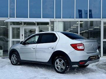 Renault , 2021г., передний привод, автомат