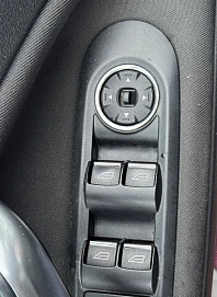 Ford Mondeo, 2012г., передний привод, механика