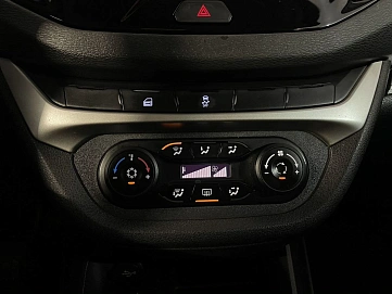 Lada (ВАЗ) , 2021г., передний привод, механика