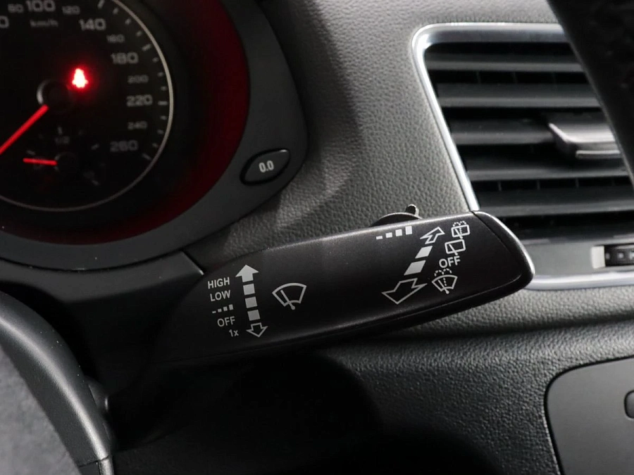 Audi Q3, 2013г., полный привод, робот