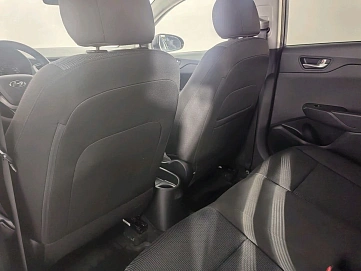 Hyundai Solaris, 2021г, передний привод, автомат