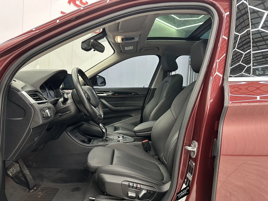 BMW X1, 2021г., передний привод, робот