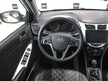 Hyundai Solaris, 2015г, передний привод, механика