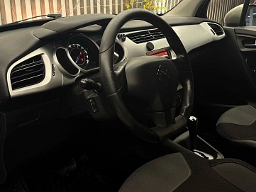 Citroen C3, 2010г, передний привод, автомат