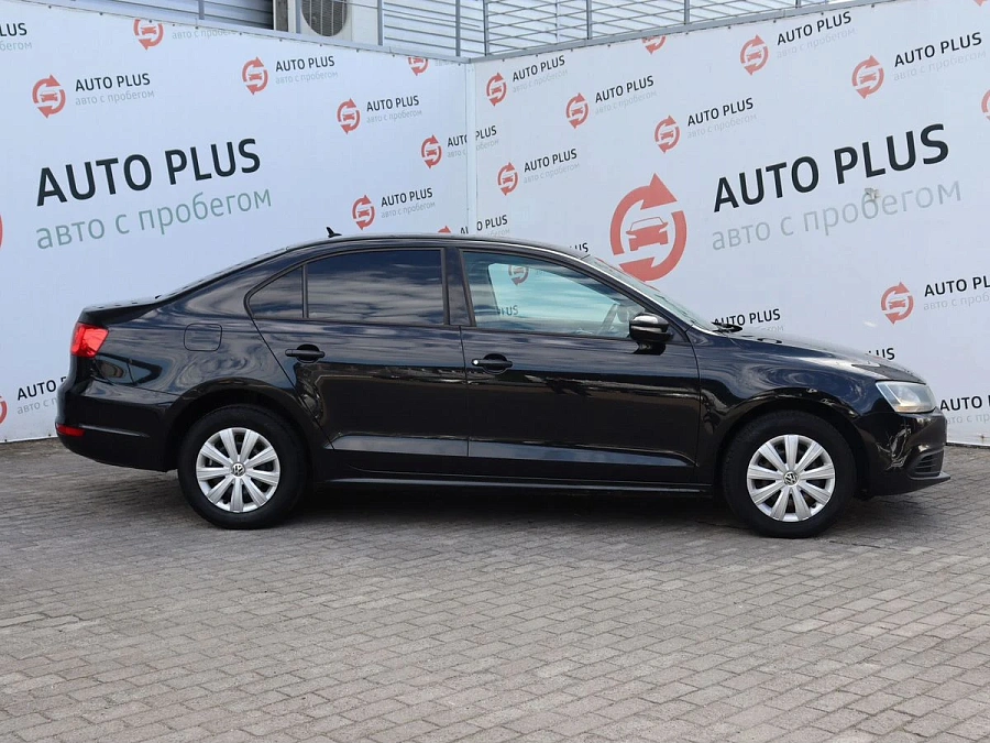 Volkswagen Jetta, 2013г., передний привод, автомат