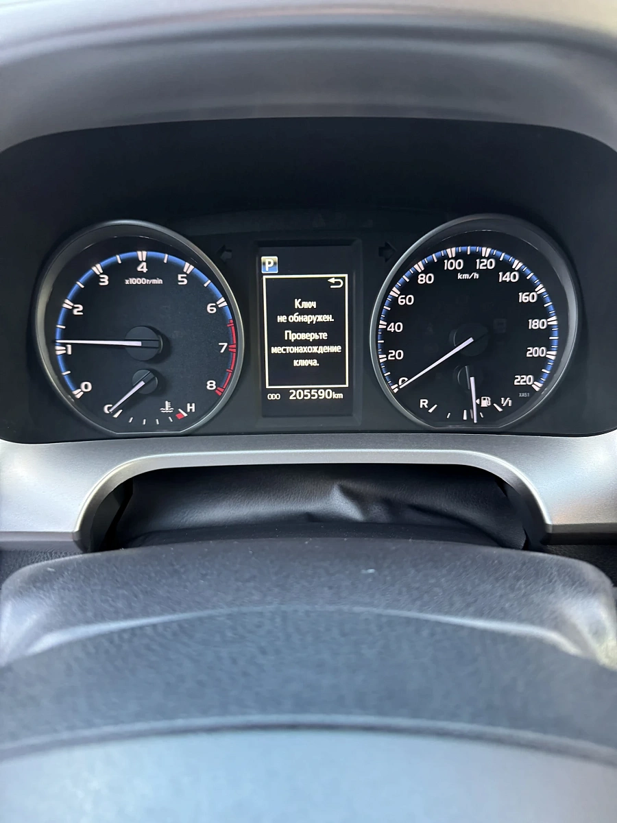 Toyota RAV4, 2018г., передний привод, вариатор