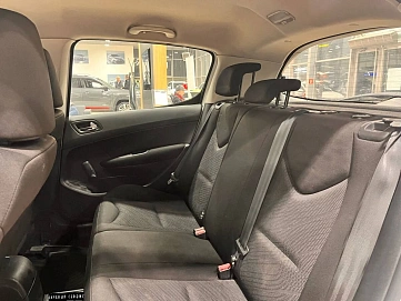 Peugeot 308, 2011г, передний привод, автомат