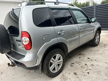 Chevrolet Niva, 2015г, полный привод, механика