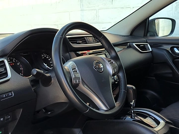 Nissan Qashqai, 2014г, передний привод, вариатор