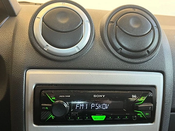 Renault Logan, 2008г, передний привод, механика