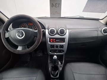 Renault , 2012г., передний привод, механика