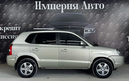 Hyundai Tucson, 2007г, передний привод, автомат