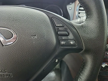 Infiniti QX50, 2016г, полный привод, автомат