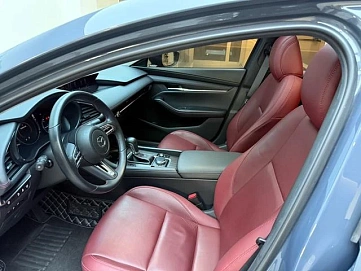 Mazda 3, 2022г, передний привод, автомат