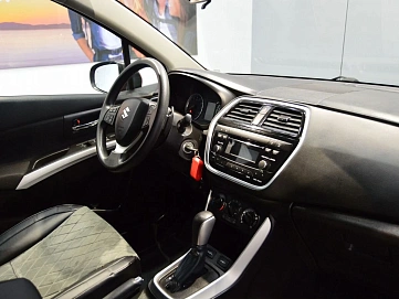 Suzuki SX4, 2018г, передний привод, автомат