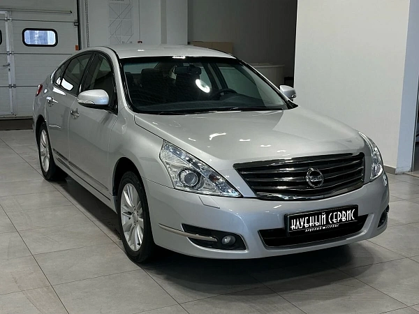 Nissan Teana, 2012г., передний привод, вариатор
