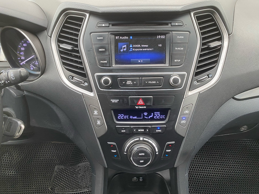 Hyundai Santa Fe, 2015г., полный привод, автомат
