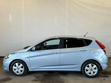 Hyundai Solaris, 2012г, передний привод, механика