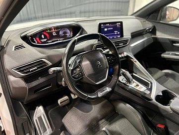 Peugeot 3008, 2018г, передний привод, автомат