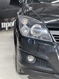 Opel Astra, 2012г, передний привод, механика