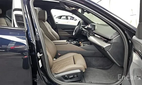 BMW 5 серии, 2024г, задний привод, автомат