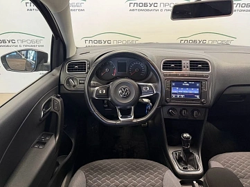 Volkswagen Polo, 2018г, передний привод, механика