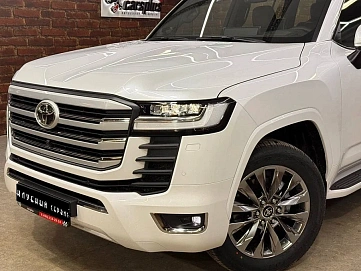 Toyota Land Cruiser, 2025г, полный привод, автомат