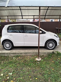 Volkswagen up!, 2013г, передний привод, робот