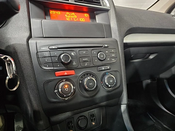 Citroen C4, 2013г, передний привод, автомат