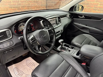 Kia , 2019г., полный привод, автомат