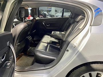 Renault Latitude, 2010г, передний привод, вариатор