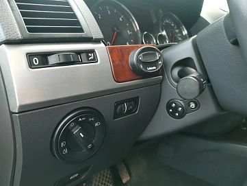 Volkswagen Touareg, 2008г, полный привод, автомат